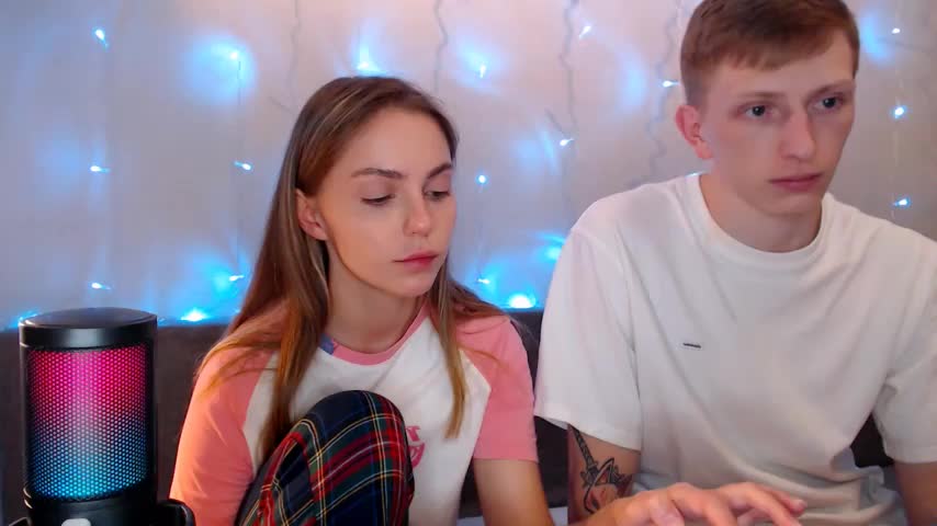 juliaanddima Live Sex December 17, 2025