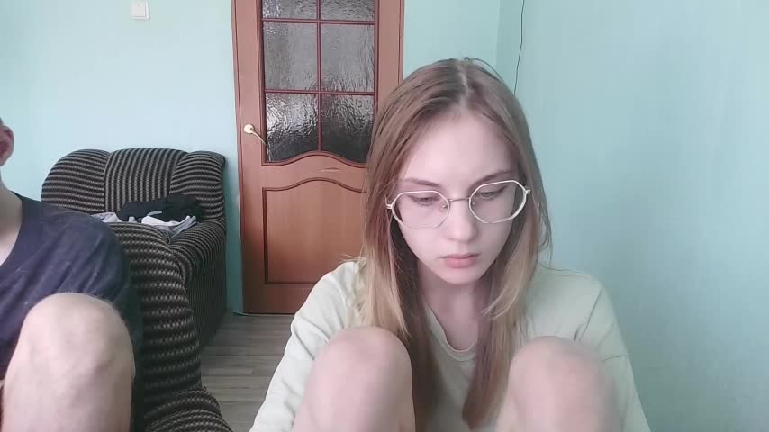 emolina1337 Live Sex December 14, 2025