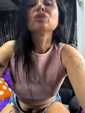 KikiXRed Live Sex December 14, 2025