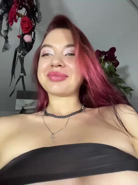 Lina69Femdom Live Sex December 18, 2025