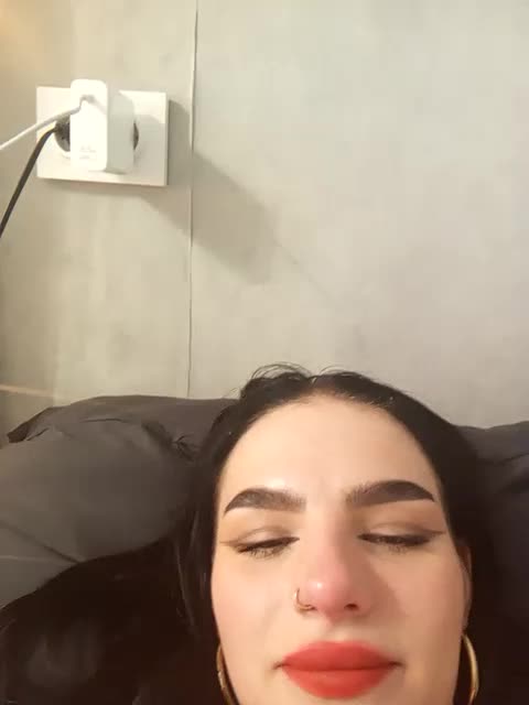 MiraFaut Live Sex December 12, 2025