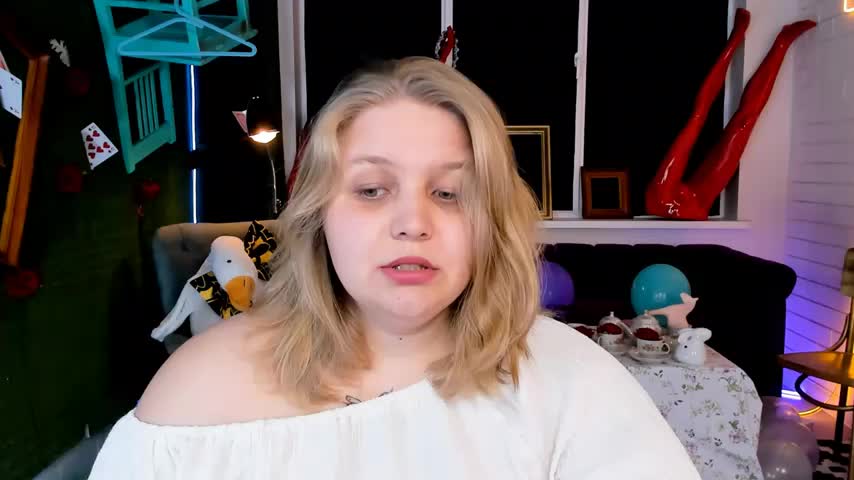 SladaDell Live Sex December 18, 2025