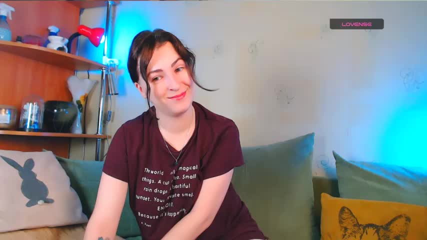 Caroline1995 Live Sex December 17, 2025