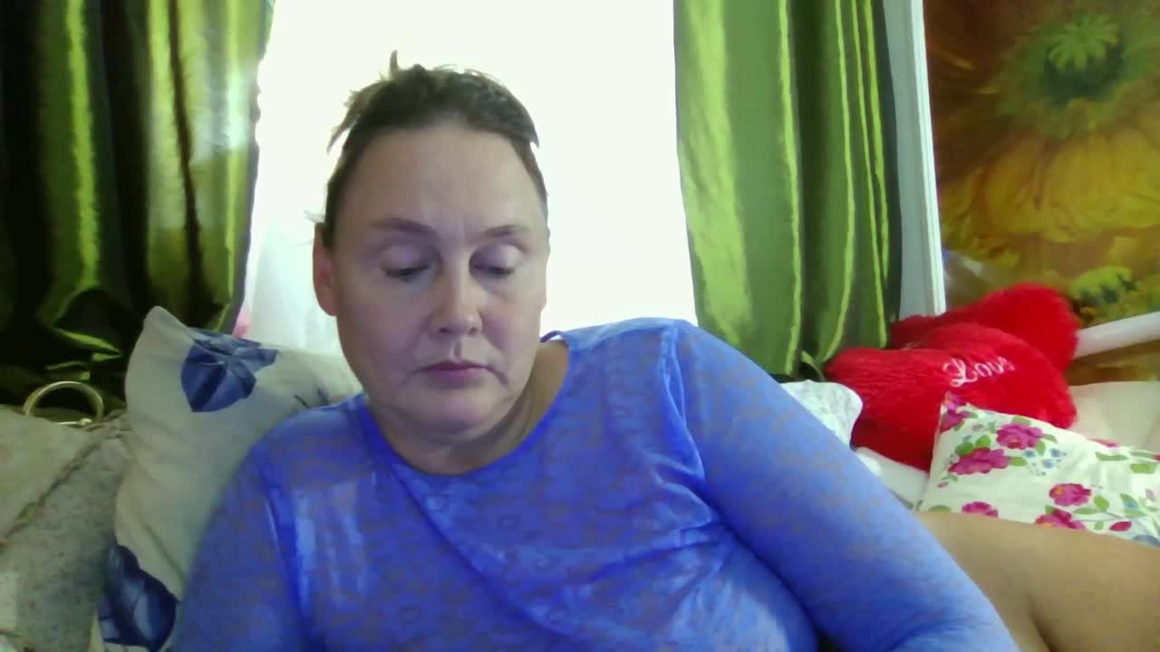 Aktriska Live Sex December 17, 2025