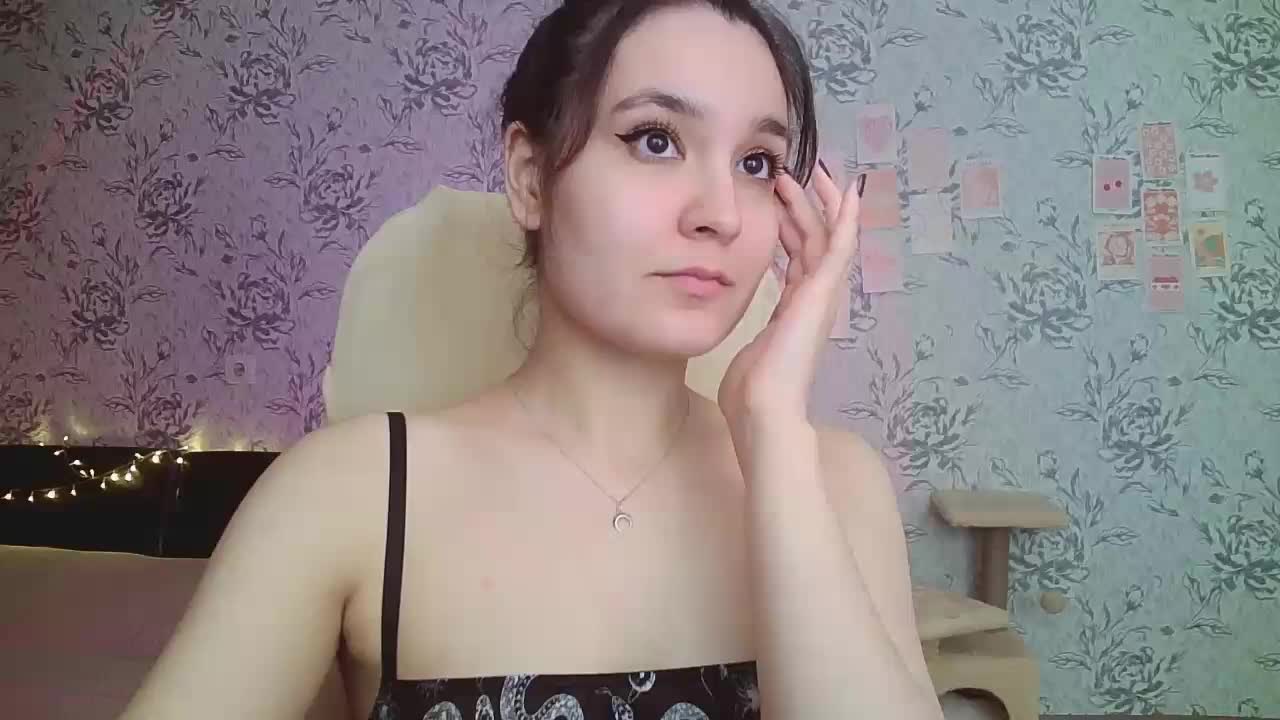 annie-fleur Live Sex December 14, 2025