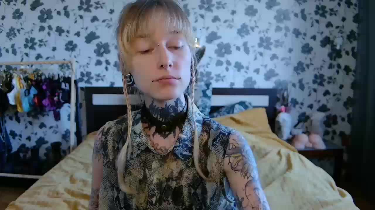 LittleSpaceMouse- Live Sex December 13, 2025