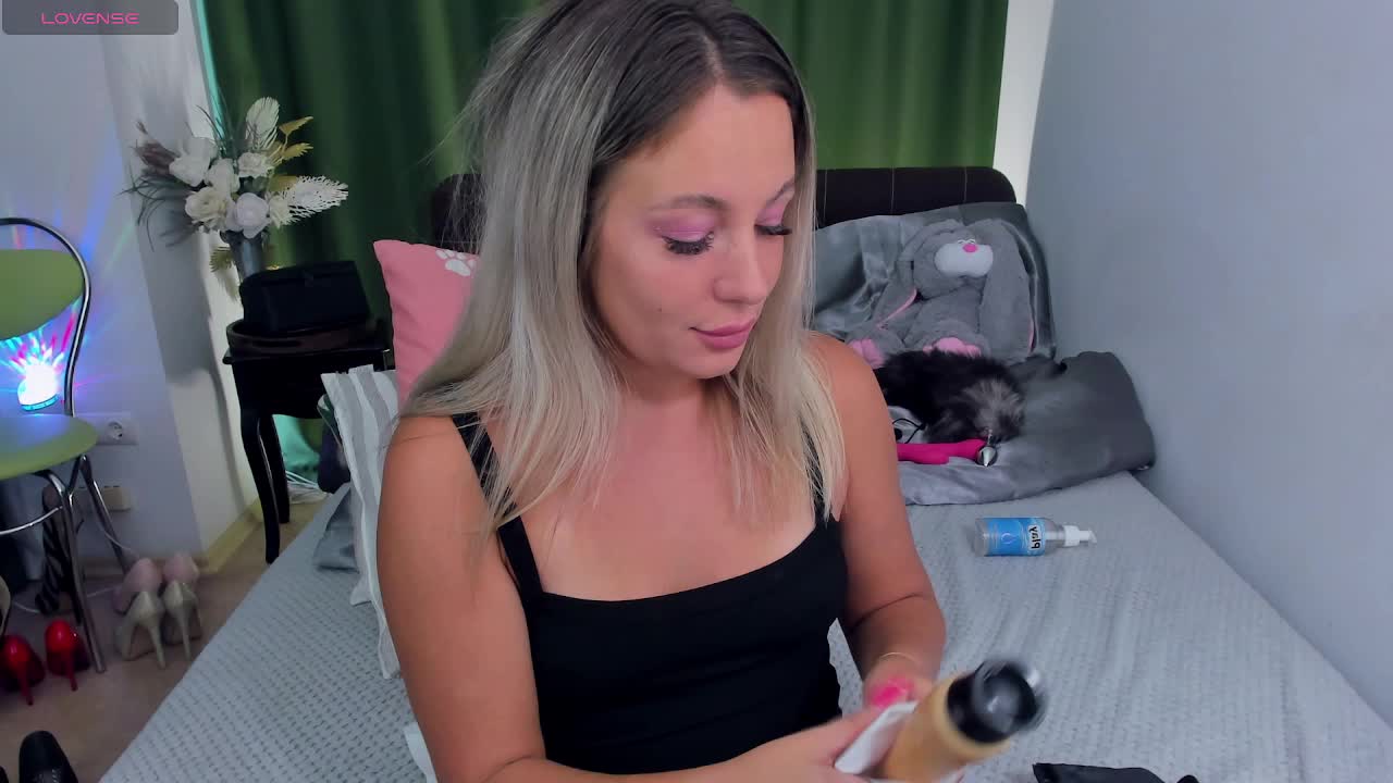 KelsiMorri Live Sex December 14, 2025