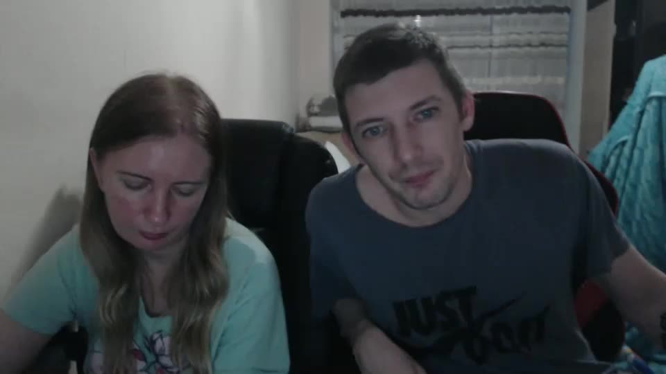 jenisandpeter Live Sex December 15, 2025