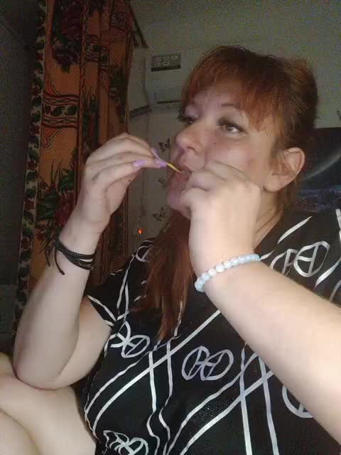 MiaLovely Live Sex December 15, 2025