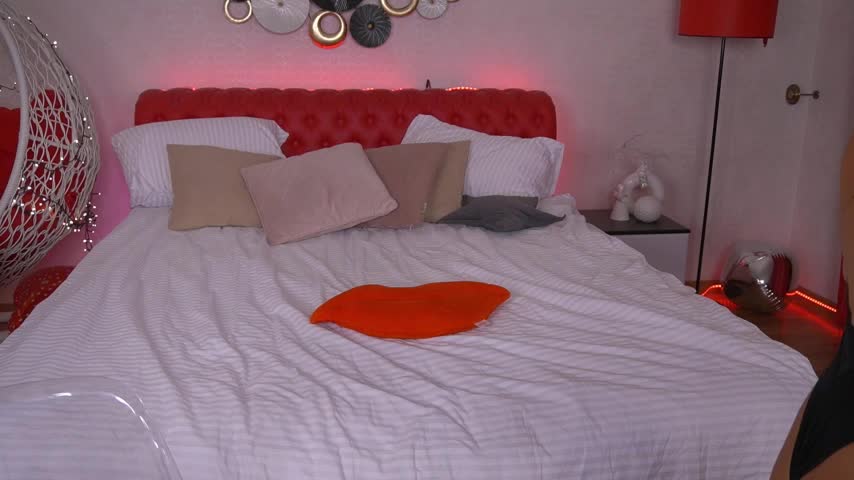 MadissonSoft Live Sex December 18, 2025