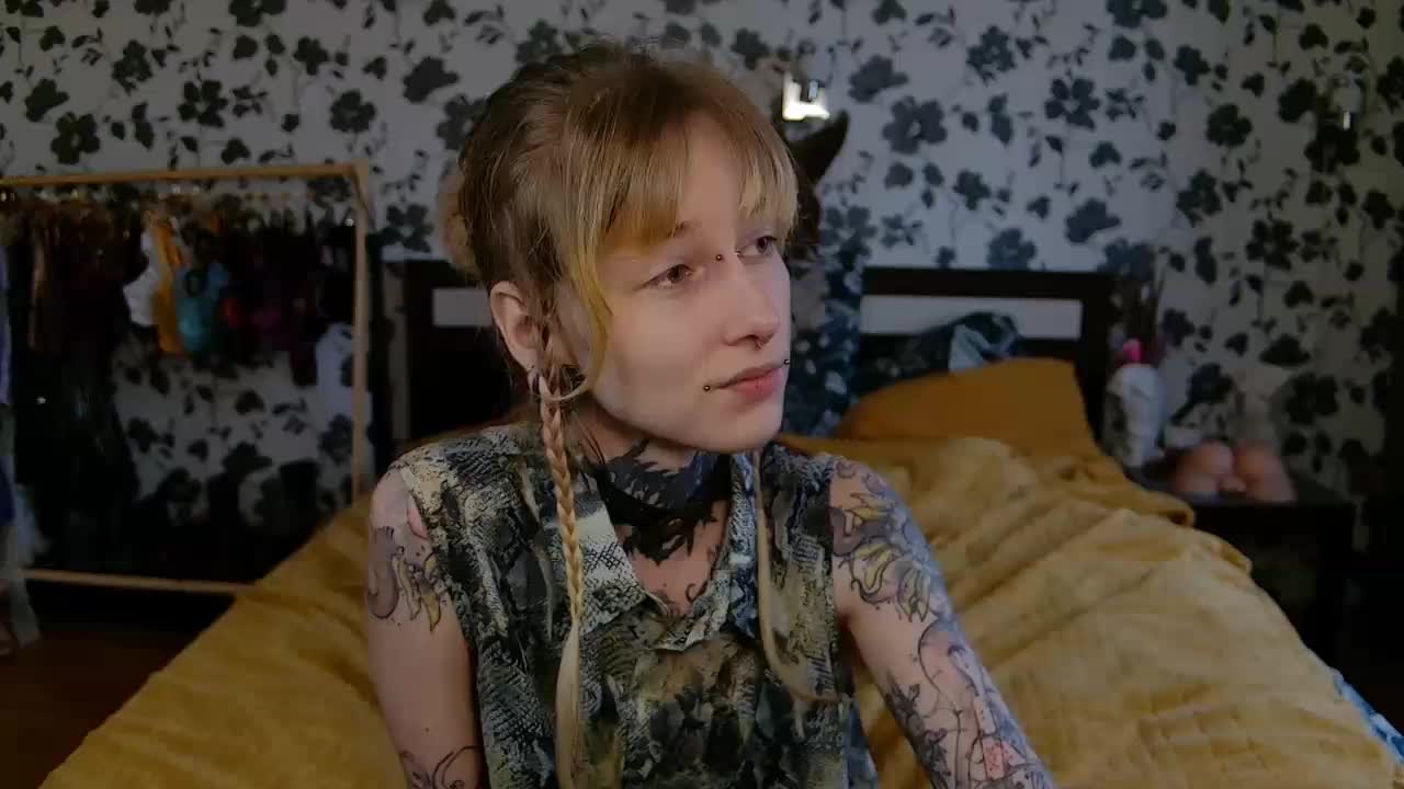 LittleSpaceMouse- Live Sex December 13, 2025