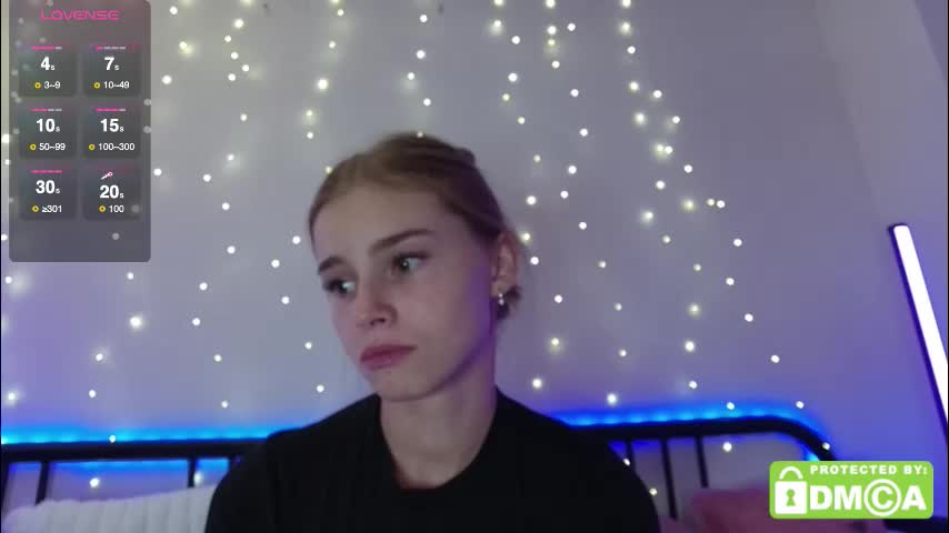 roxxxie_reid Live Sex December 13, 2025