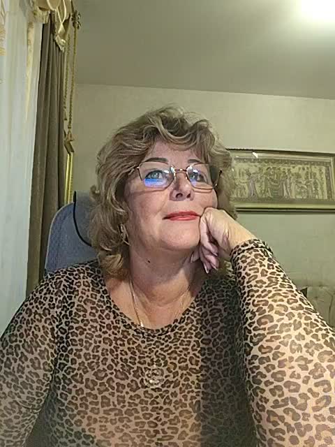KarinkaSweet Live Sex December 13, 2025