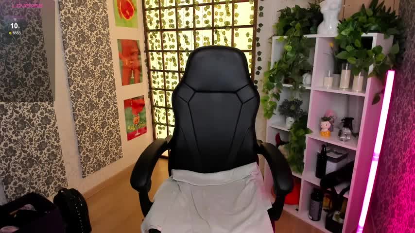 LinaFlawless Live Sex December 13, 2025