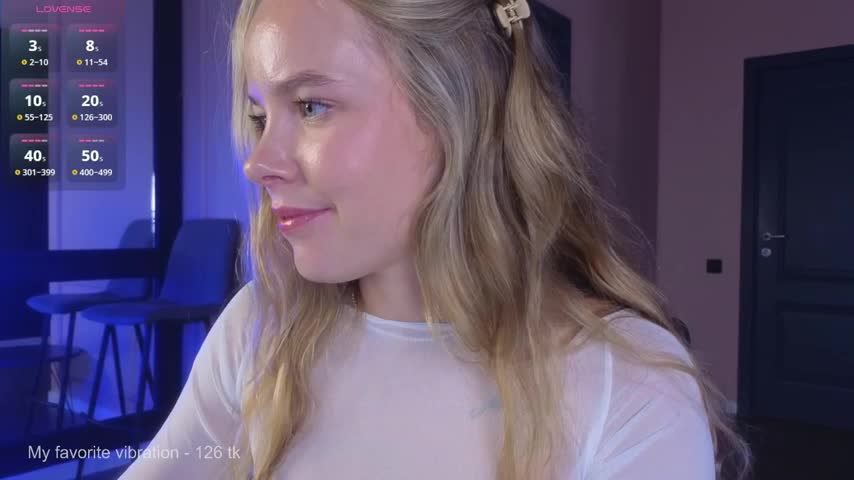 milly_shy Live Sex December 13, 2025