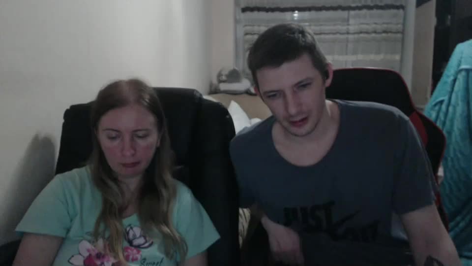 jenisandpeter Live Sex December 15, 2025