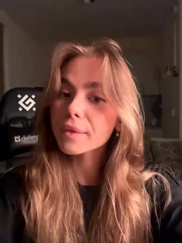 SkyBriii Live Sex December 13, 2025