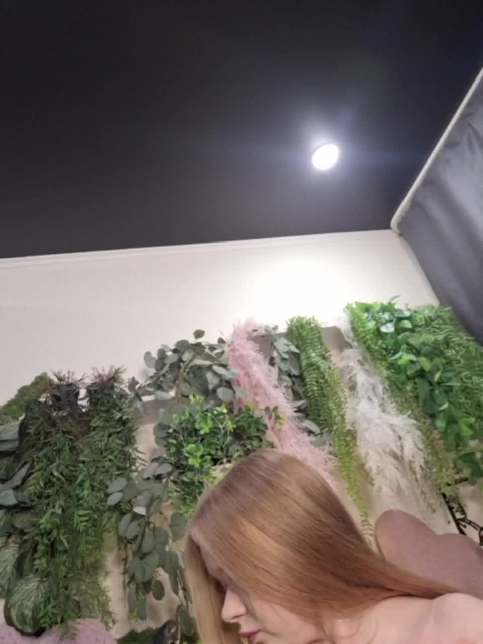 -scyrim- Live Sex December 14, 2025