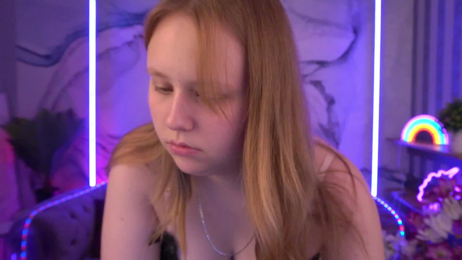 CrystallPaws Live Sex December 14, 2025