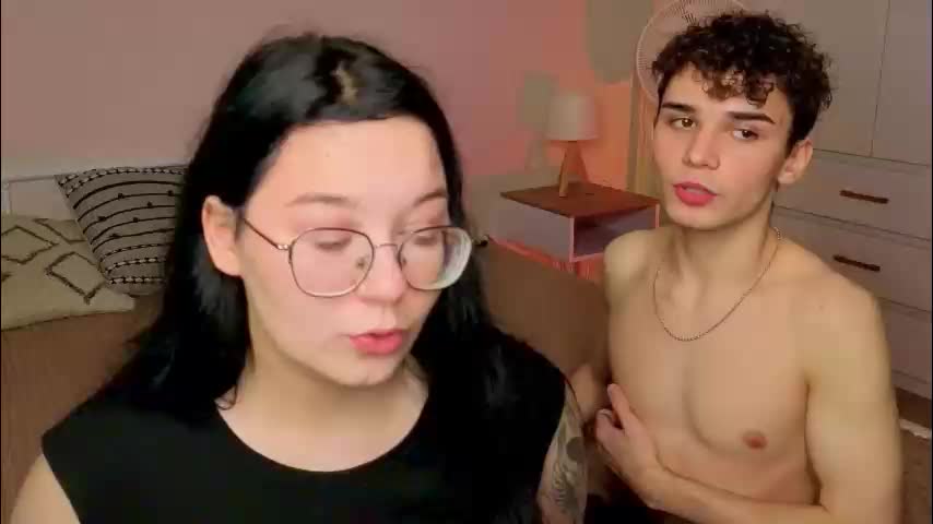 _reverse_gang_ Live Sex December 17, 2025