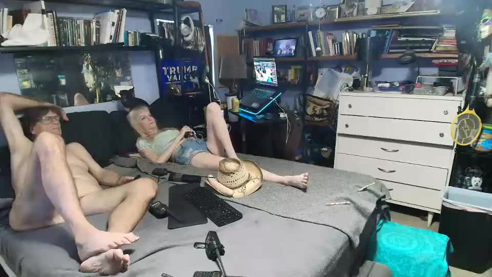 pink_black Live Sex December 17, 2025