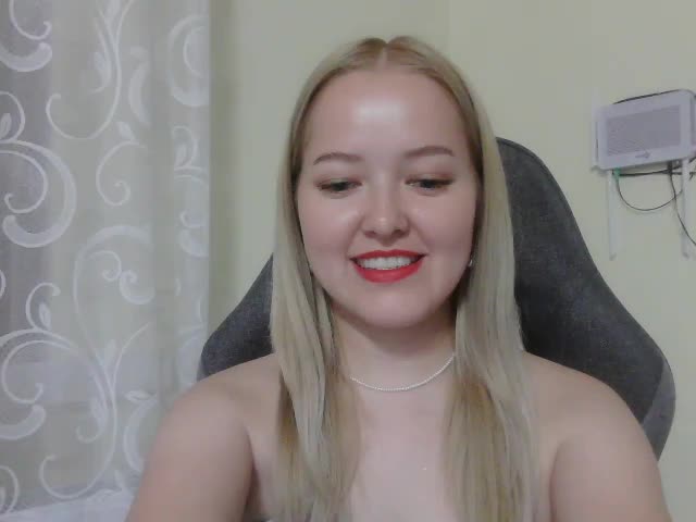 -Sweet-smile- Live Sex December 13, 2025