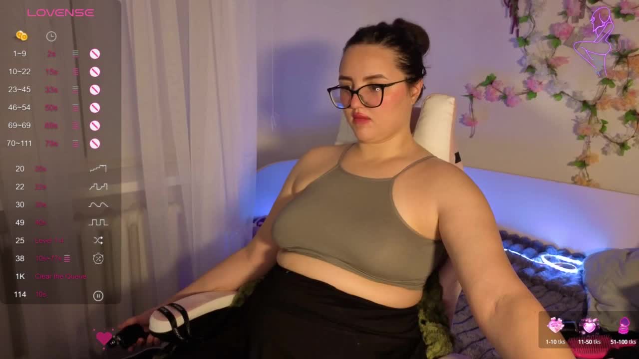 MiraSevan999 Live Sex December 13, 2025