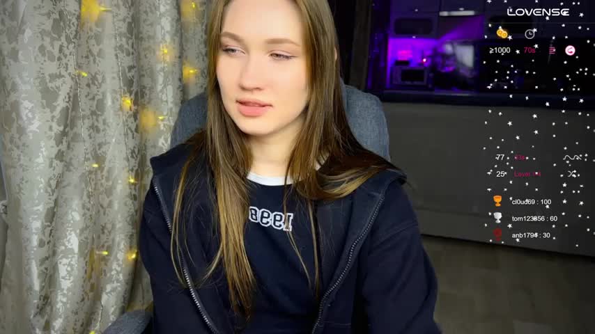 ChloeMillerMeow Live Sex December 13, 2025