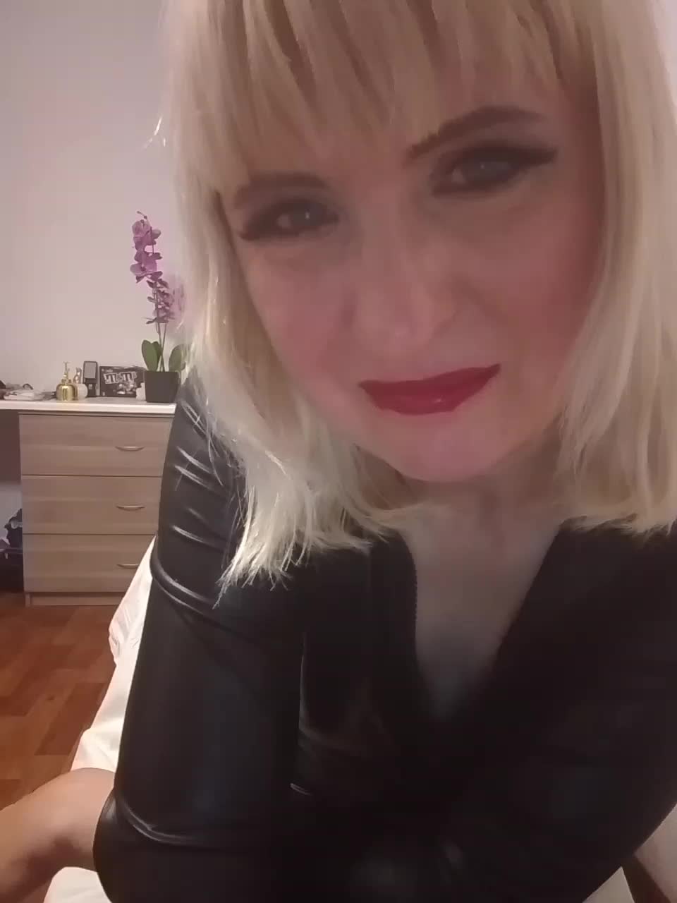 Beautiful_lady Live Sex August 24, 2025