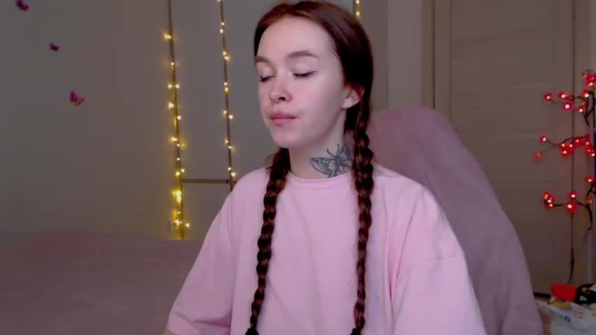 Naughty_Mable Live Sex December 17, 2025