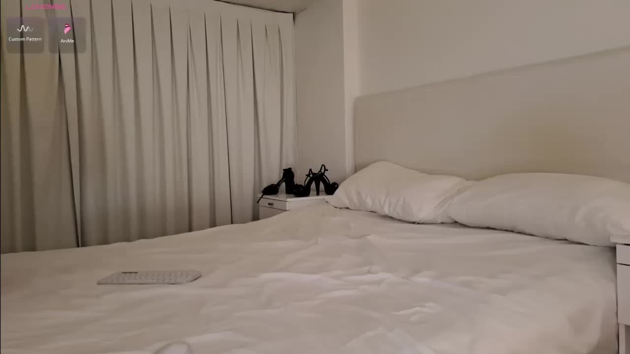 Bella_Byers Live Sex December 14, 2025