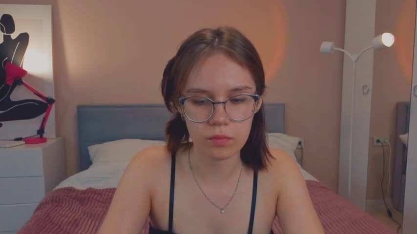Mia_Luw Live Sex December 15, 2025