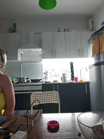 MonicaMilf Live Sex December 14, 2025