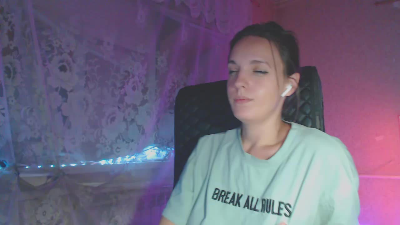 Babymuro4ka Live Sex December 17, 2025