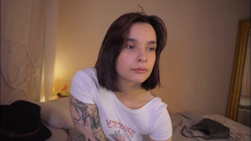 bella_alita Live Sex December 13, 2025