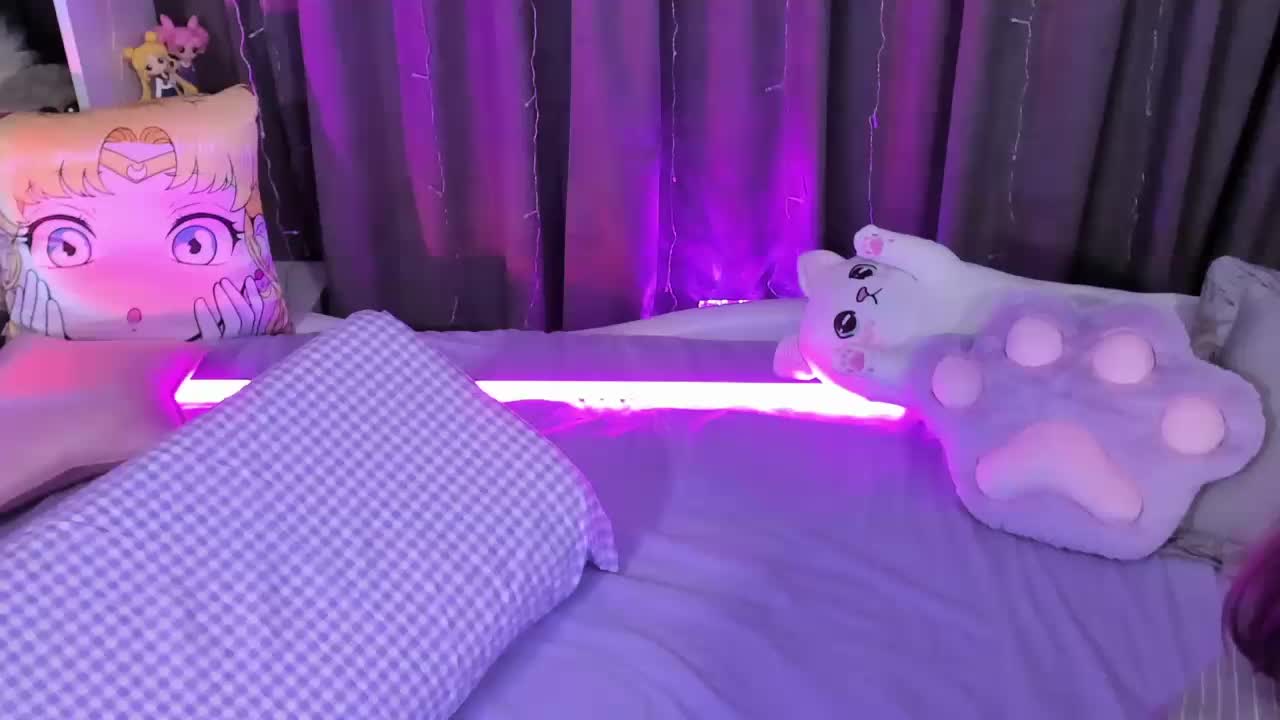 yorogumo Live Sex December 18, 2025