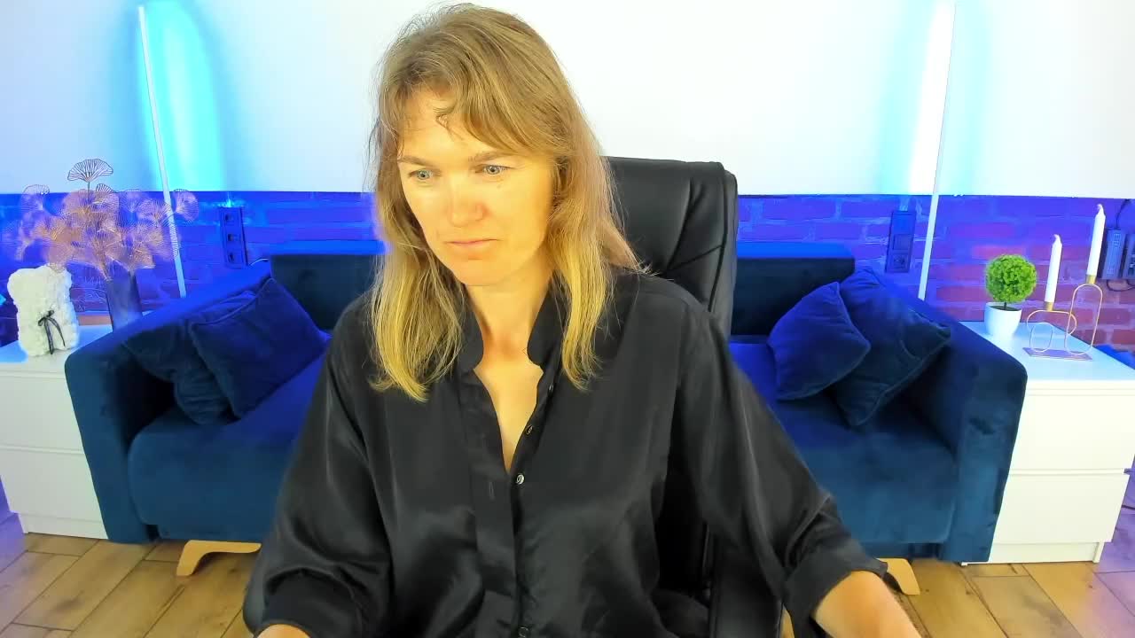 Annabel-xxx Live Sex December 14, 2025