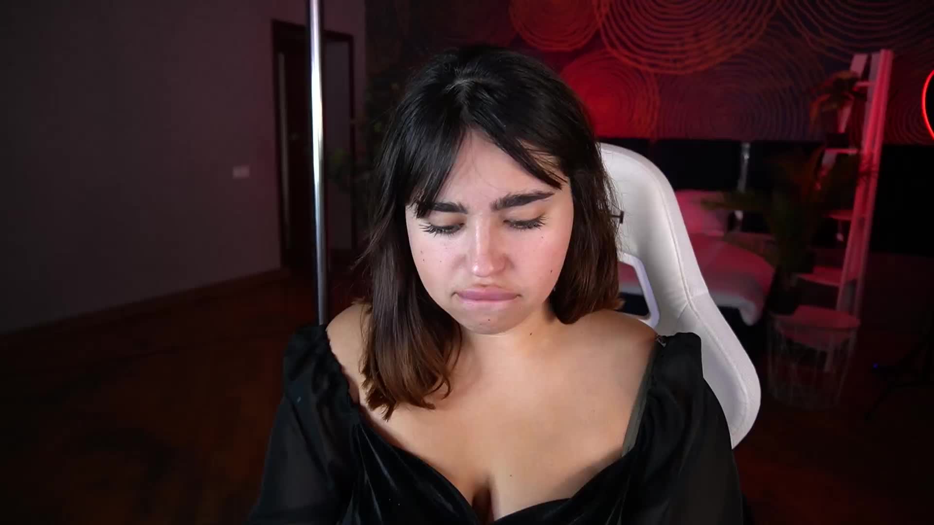 MeganWoww Live Sex December 14, 2025