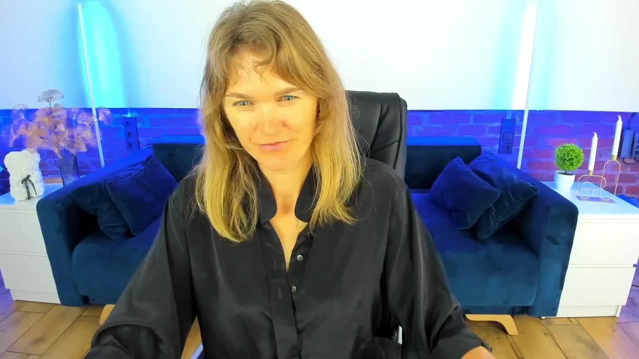 Annabel-xxx Live Sex December 14, 2025