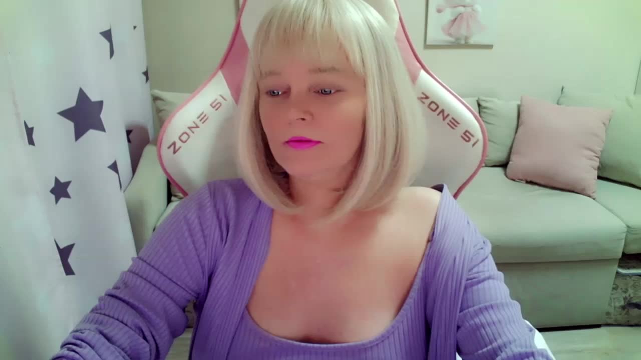 ChristieRoses Live Sex December 13, 2025