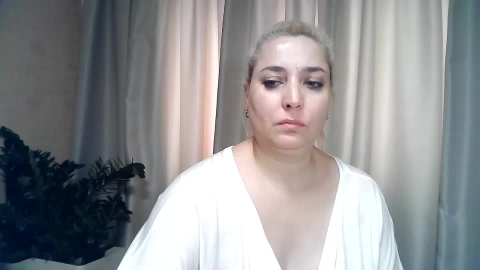 KickaIricka Live Sex December 13, 2025