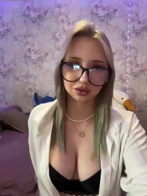 Hot_club Live Sex December 13, 2025