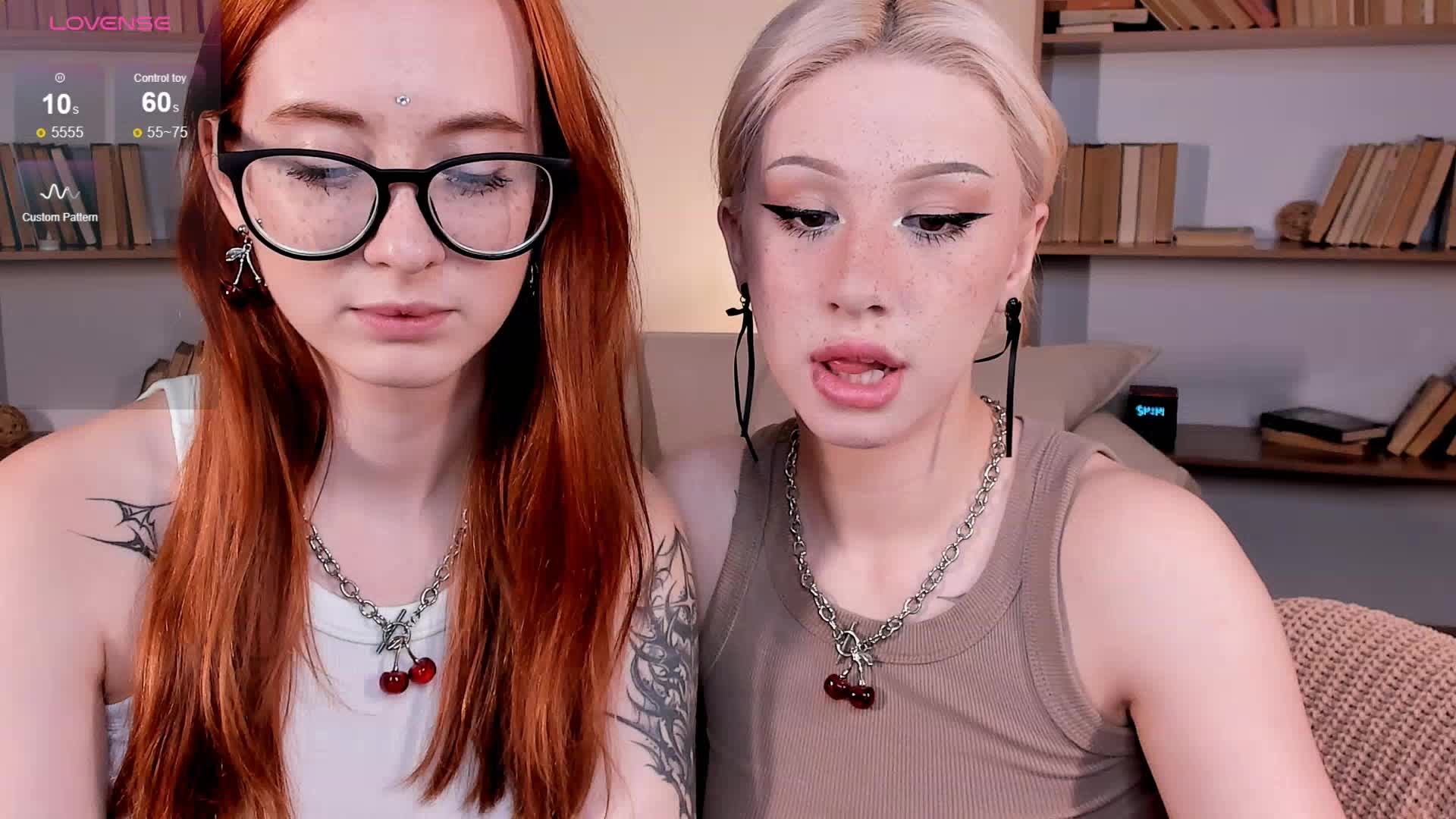 Necucubi Live Sex December 17, 2025