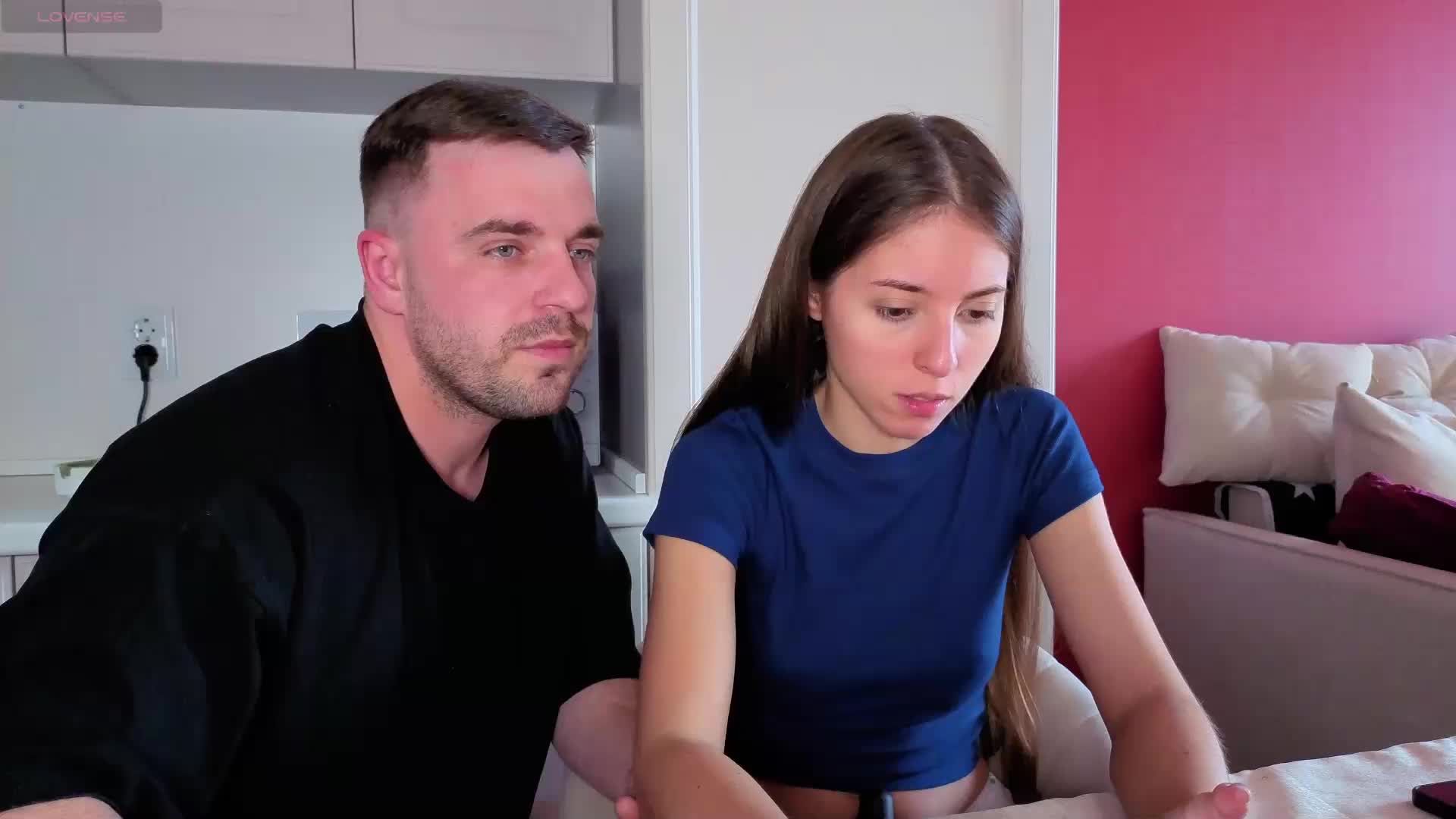 momotea Live Sex December 14, 2025