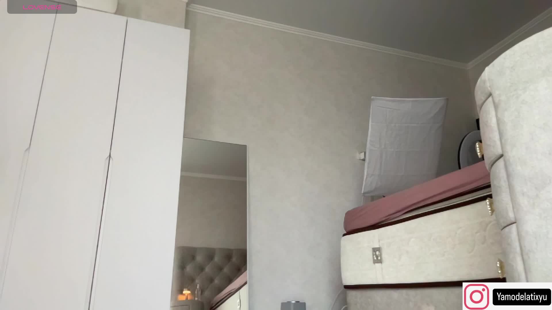 diffgirls1-1 Live Sex December 17, 2025