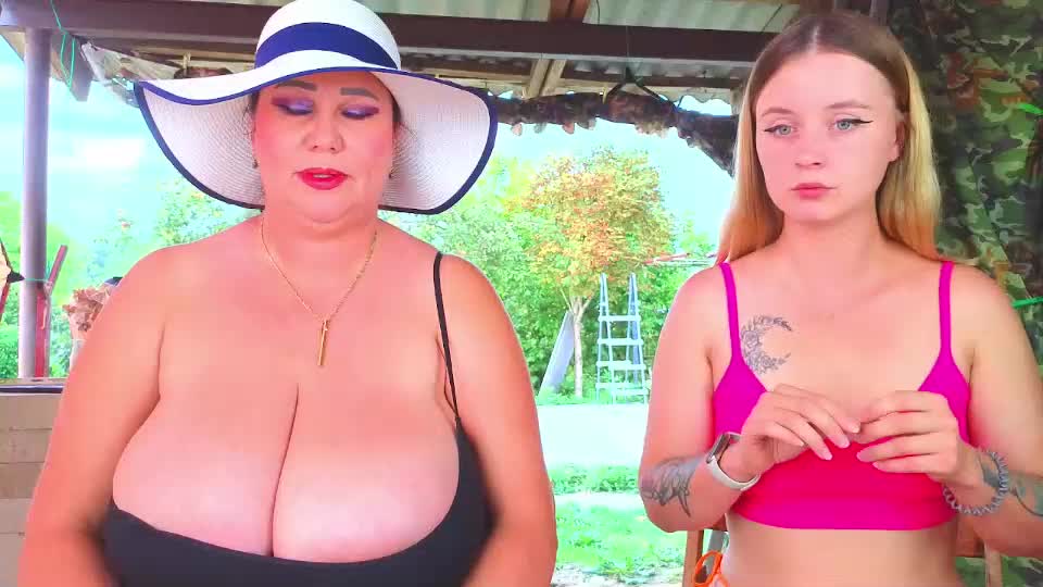 sassy_seasons Live Sex December 17, 2025