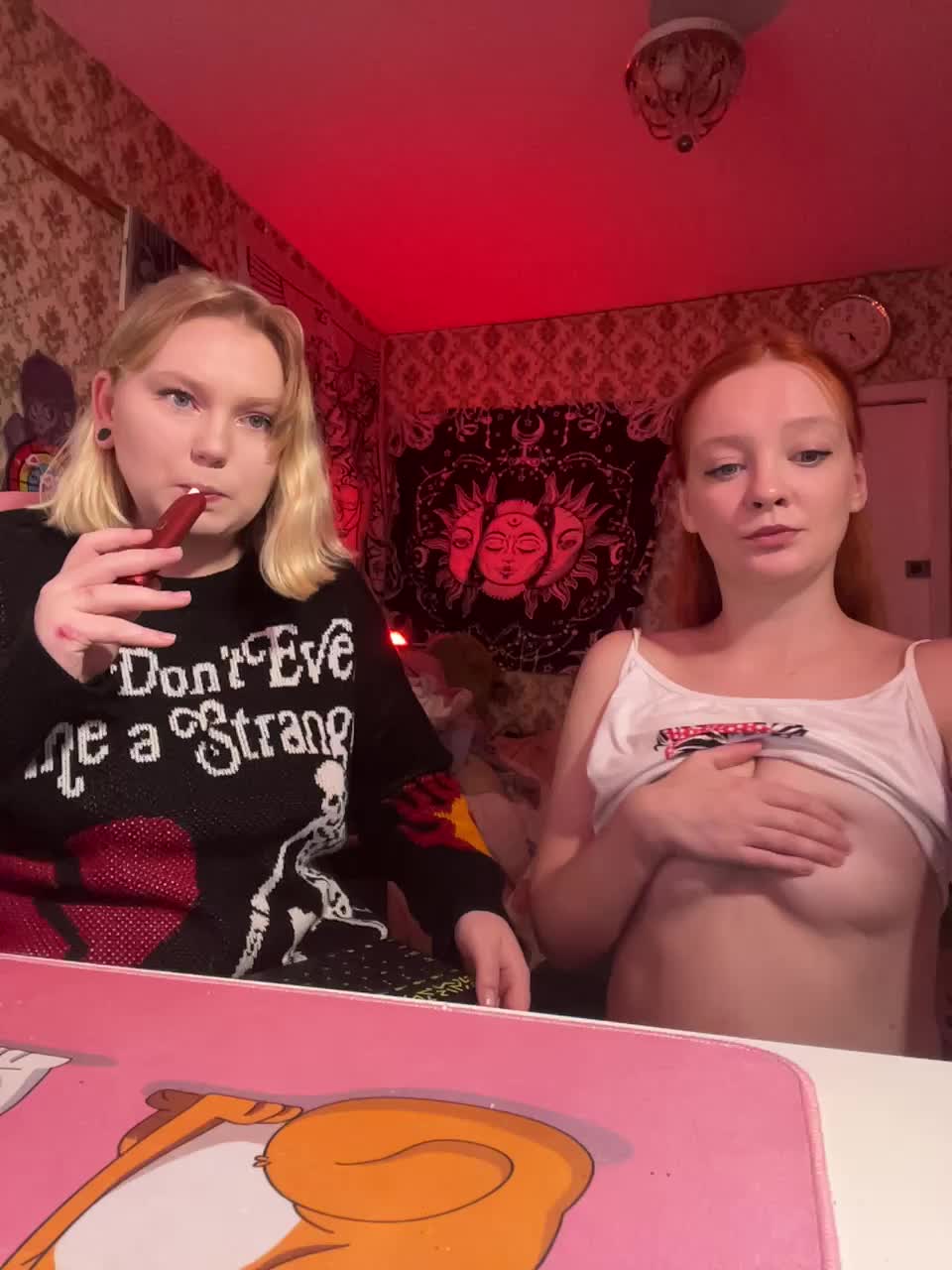 Radiants2 Live Sex December 13, 2025