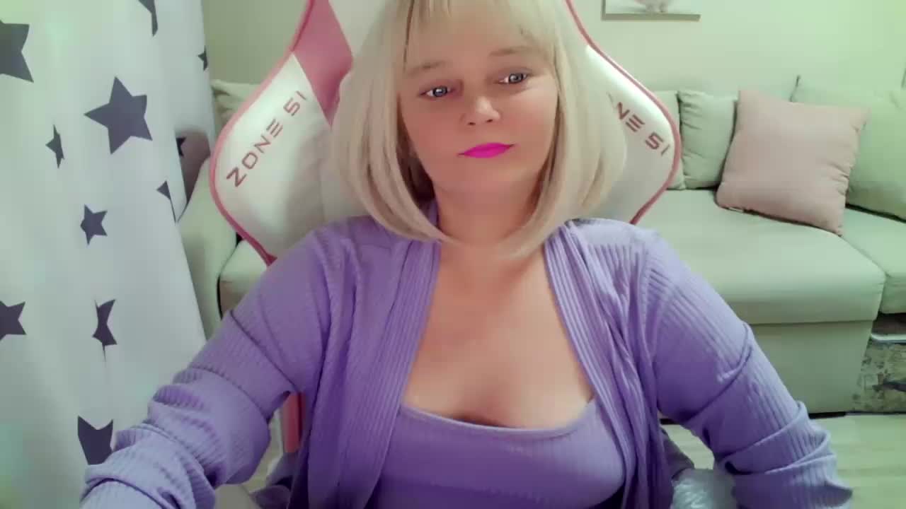 ChristieRoses Live Sex December 13, 2025