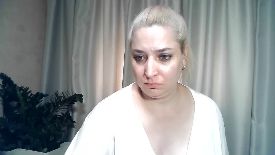 KickaIricka Live Sex December 13, 2025