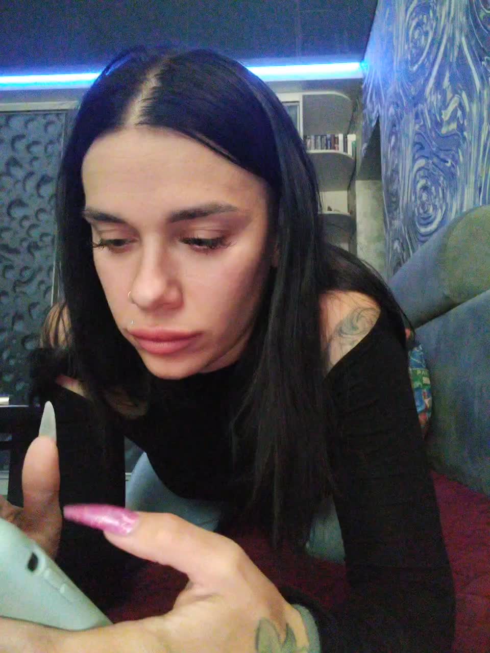 deva_maria Live Sex December 17, 2025